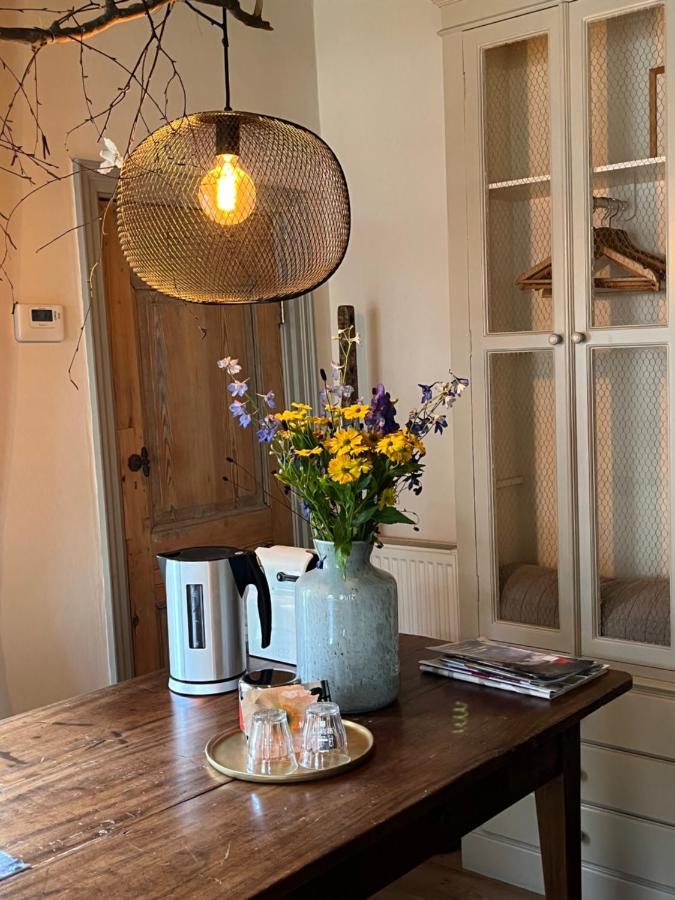 חאודה B&B De Kamer Hiernaast מראה חיצוני תמונה
